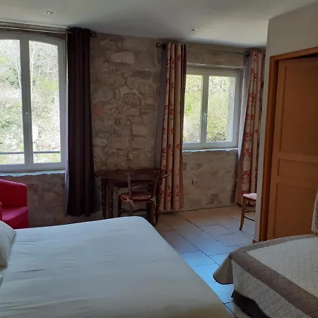 Les Capitelles Du Caylar Frühstückspension Le Caylar